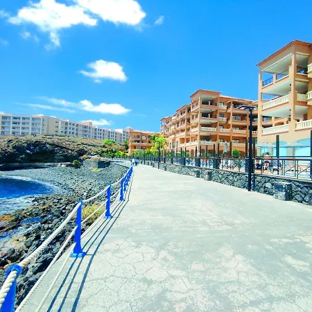 El Nautico Suites, The Beachfront Paradise Lägenhet *