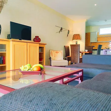 El Nautico Suites, The Beachfront Paradise Lägenhet