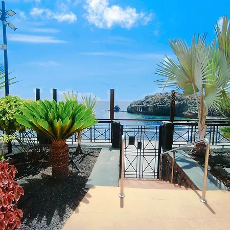 Lägenhet El Nautico Suites, The Beachfront Paradise *