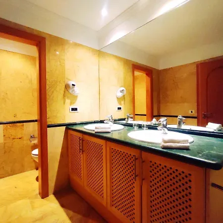 El Nautico Suites, The Beachfront Paradise *