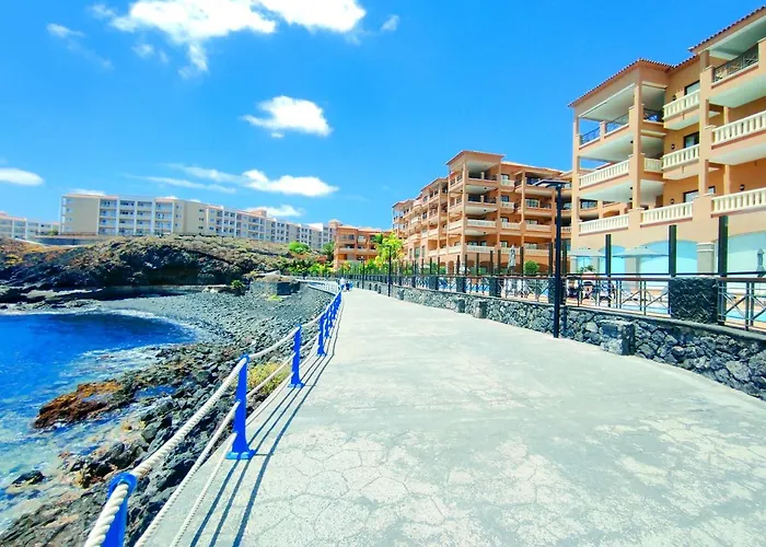 El Nautico Suites, The Beachfront Paradise Lägenhet *